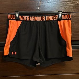 Under Armour gym Shorts Size M